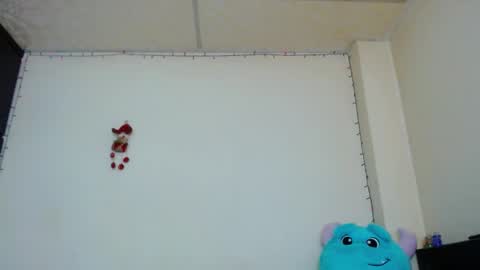 Snapshot of allyson_collins_ chatting on 01/08/26, 08:11 Allyson collins online show from 01/08/26, 08:11