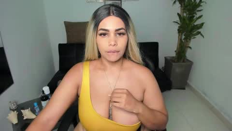 allyssann online show from 03/08/25, 02:55