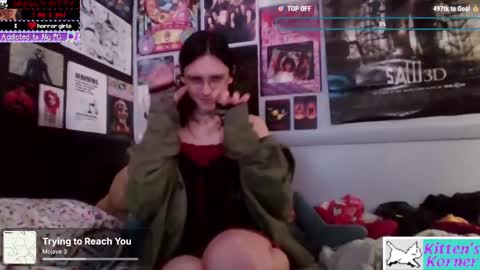 Snapshot of allyv527 chatting on 10/29/25, 03:53 Ally online show from 10/29/25, 03:53