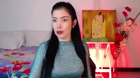 alma_art_ online show from 09/17/25, 07:26