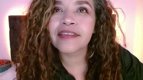 Snapshot of alma_sexyy chatting on 11/23/25, 02:17 Alma online show from 11/23/25, 02:17