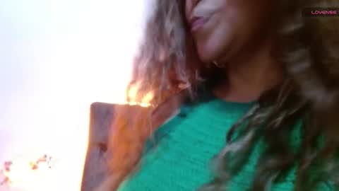 Snapshot of alma_sexyy chatting on 03/28/26, 01:38 Alma online show from 03/28/26, 01:38