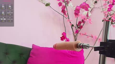 ALMENDRAEVANS online show from 03/04/25, 05:45