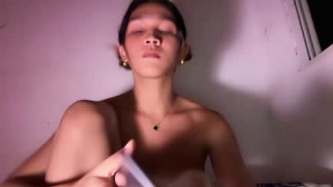Snapshot of almighty_mariaax chatting on 05/19/26, 12:33 larah online show from 05/19/26, 12:33