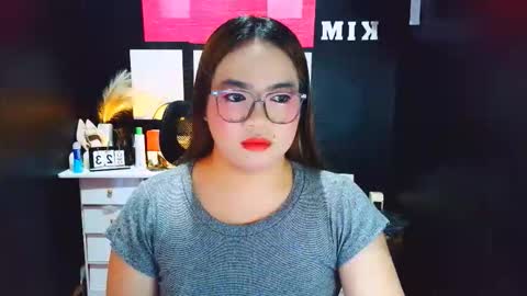 Almira online show from 12/23/25, 12:52