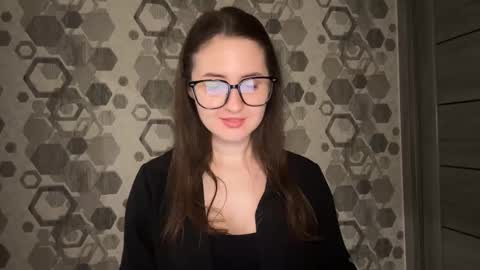 Anna online show from 09/25/25, 10:13