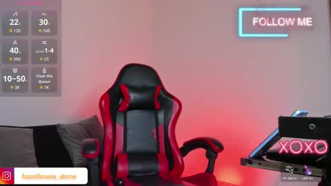 Hazel Bowie online show from 01/11/26, 06:02