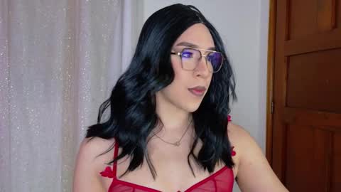 Hazel Bowie online show from 02/21/26, 10:00