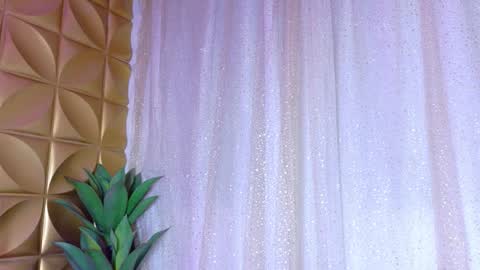 Hazel Bowie online show from 03/18/26, 02:04