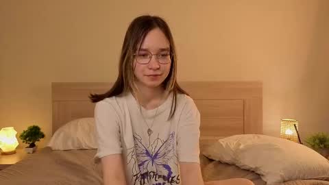 Alorenna online show from 04/29/26, 04:00