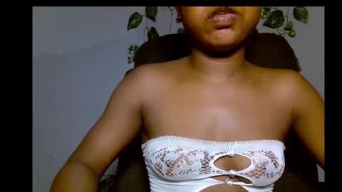 Snapshot of alosexy_bae chatting on 12/19/25, 09:05 alo online show from 12/19/25, 09:05