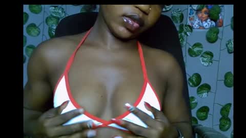 Snapshot of alosexy_bae chatting on 01/11/26, 04:56 alo online show from 01/11/26, 04:56