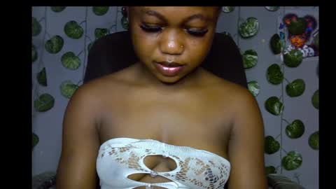 Snapshot of alosexy_bae chatting on 03/10/26, 06:07 alo online show from 03/10/26, 06:07