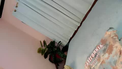 Snapshot of alove_too_last chatting on 01/16/25, 12:53 LEXY online show from 01/16/25, 12:53