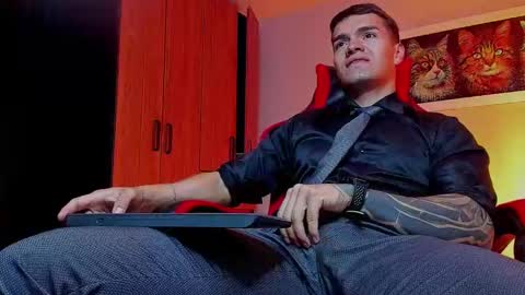 alpha_dominus_ online show from 09/15/25, 04:12