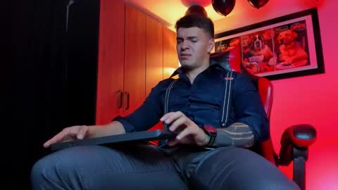 alpha_dominus_ online show from 11/27/25, 03:52