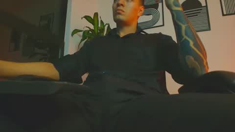 alpha_dominus_ online show from 06/10/26, 04:01