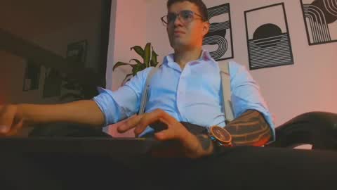 alpha_dominus_ online show from 06/16/26, 04:04