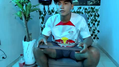 Snapshot of alpha_pprs chatting on 12/03/24, 01:30 Alpha pprs online show from 12/03/24, 01:30