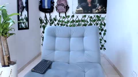 Snapshot of alpha_pprs chatting on 12/03/24, 11:44 Alpha pprs online show from 12/03/24, 11:44