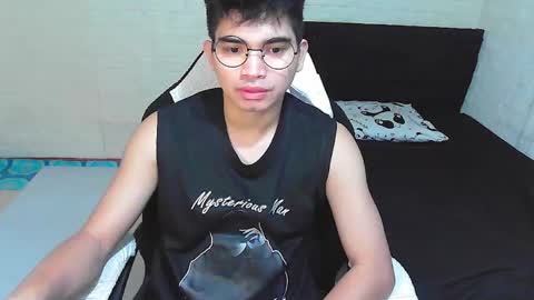 Angelo online show from 11/23/25, 06:13