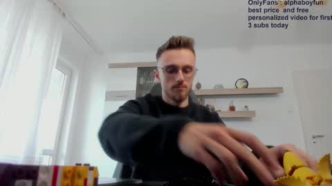 Andi online show from 10/25/25, 12:13