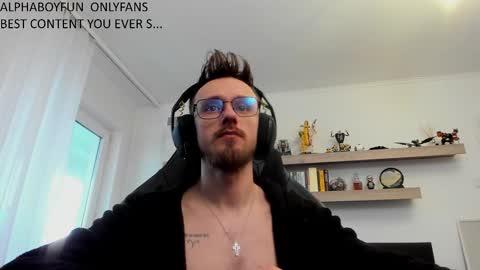 Snapshot of alphaboyfun chatting on 01/17/26, 02:22 Andi online show from 01/17/26, 02:22