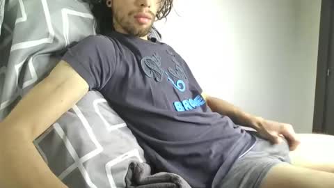 Snapshot of alphafindomhot chatting on 11/21/25, 10:58 alphafindomhot online show from 11/21/25, 10:58