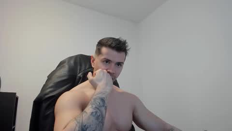 LeatherMaster online show from 12/02/25, 11:04