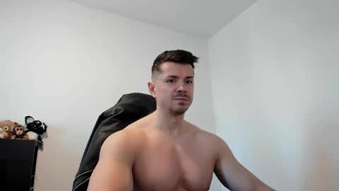 LeatherMaster online show from 05/07/26, 07:25