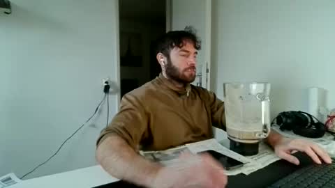 Snapshot of alphah_hunk chatting on 01/09/26, 11:02 alphah_hunk online show from 01/09/26, 11:02