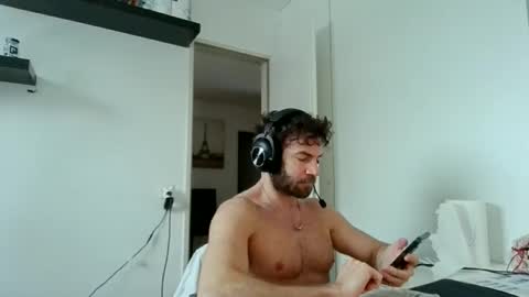 Snapshot of alphah_hunk chatting on 01/10/26, 10:50 alphah_hunk online show from 01/10/26, 10:50