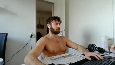 Snapshot of alphah_hunk chatting on 01/13/26, 12:43 alphah_hunk online show from 01/13/26, 12:43