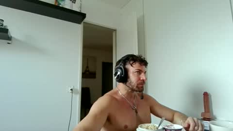 Snapshot of alphah_hunk chatting on 03/09/26, 10:08 alphah_hunk online show from 03/09/26, 10:08