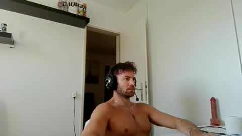 alphah_hunk online show from 04/16/26, 08:48