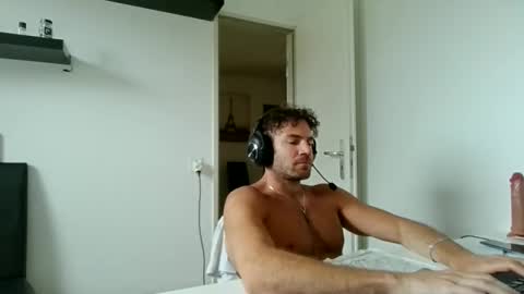 alphah_hunk online show from 05/04/26, 11:06