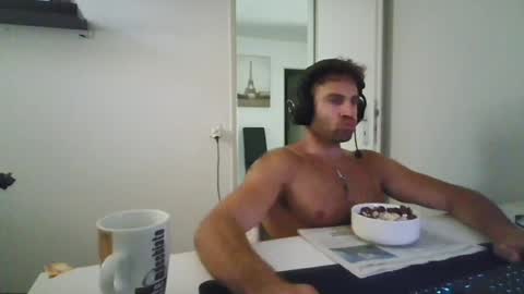 alphah_hunk online show from 06/24/26, 10:14