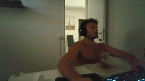 alphah_hunk online show from 06/25/26, 01:04