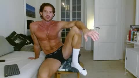 Snapshot of alphahung23 chatting on 10/30/25, 08:31 alphahung23 online show from 10/30/25, 08:31