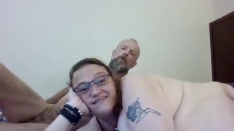 Snapshot of alphaluna709 chatting on 11/04/25, 04:17 alphaluna709 online show from 11/04/25, 04:17