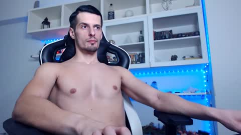 Snapshot of alphamastertodd chatting on 01/10/25, 01:21 MasterTodd online show from 01/10/25, 01:21