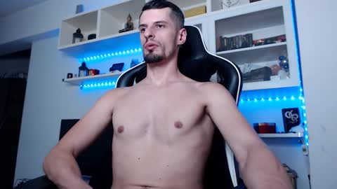 Snapshot of alphamastertodd chatting on 09/30/25, 09:25 MasterTodd online show from 09/30/25, 09:25