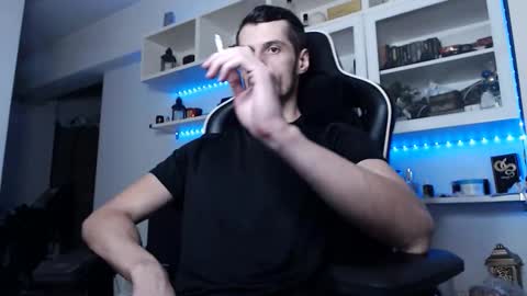 Snapshot of alphamastertodd chatting on 10/22/25, 12:44 MasterTodd online show from 10/22/25, 12:44