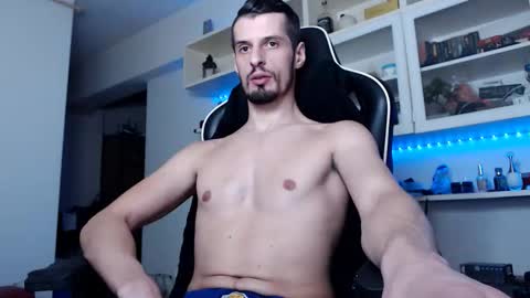 Snapshot of alphamastertodd chatting on 11/29/25, 01:36 MasterTodd online show from 11/29/25, 01:36