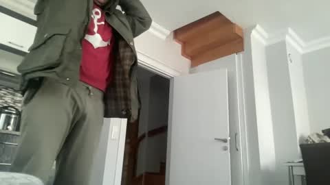 AlphAndre online show from 02/08/25, 07:04