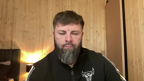 Jhonny online show from 03/03/26, 04:18