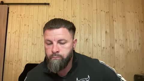 Jhonny online show from 04/28/26, 02:21