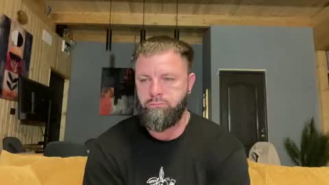 Jhonny online show from 06/15/26, 02:14