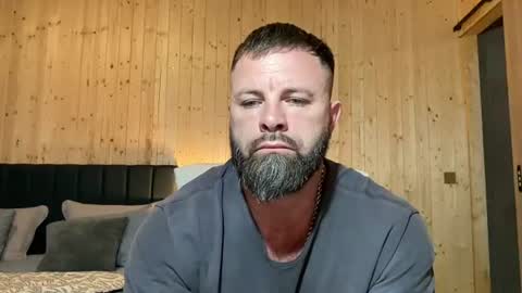 Jhonny online show from 06/19/26, 03:22