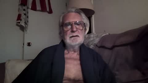 AlphaUniform online show from 01/12/25, 01:27